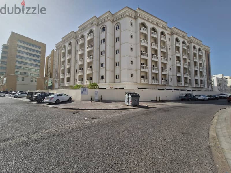 1 BR Great Apartment in Al Khuwair 0