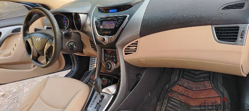 Hyundai Elantra 2014 6