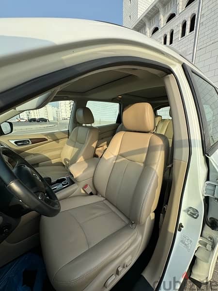 nissan pathfinder 2018 gcc oman 87km 9