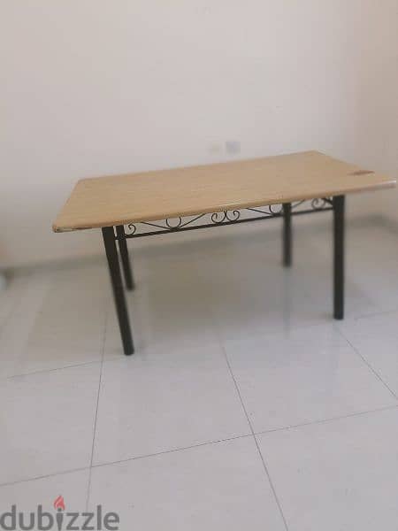 Dinning Table without chair Also kitchen table 1