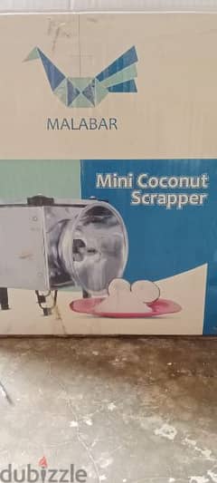 Mini coconut scrapper