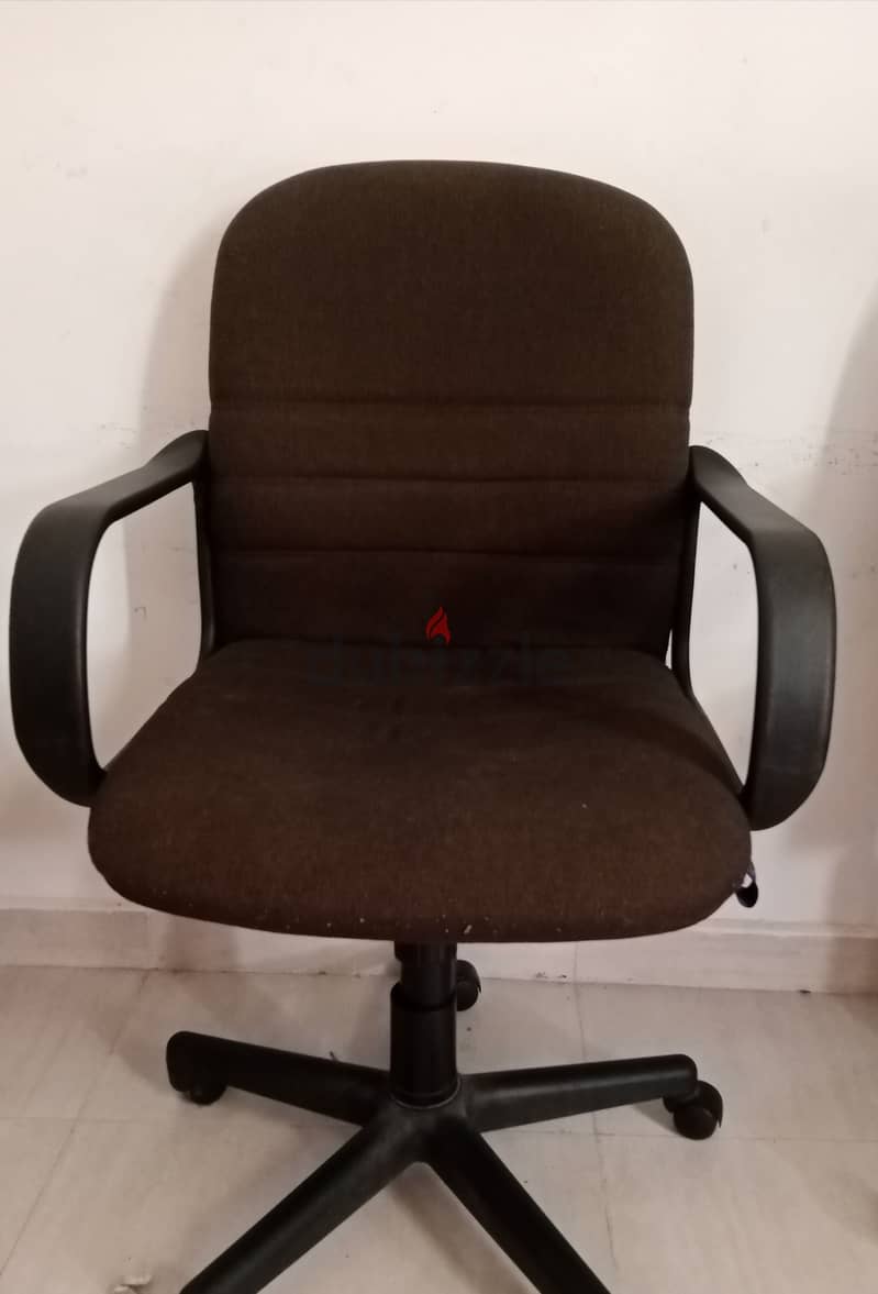 Office chair 0