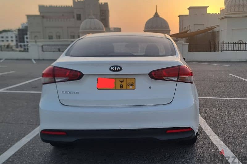 Kia Cerato 2018 in excellent condition 6