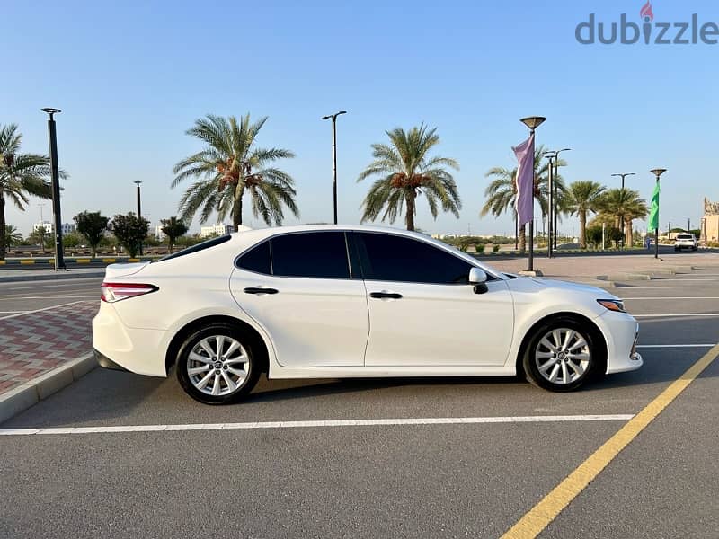 Camry LE 2019 تسجيل جديد نظيف جدا 4