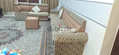 sofa corner with small table for sell for travel 0