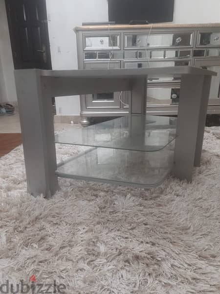 2 coffee tables for sale 2