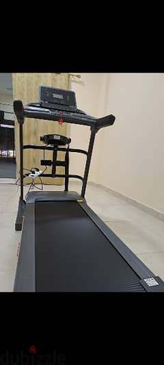 Electronic Running Mashine with music and jumping function super