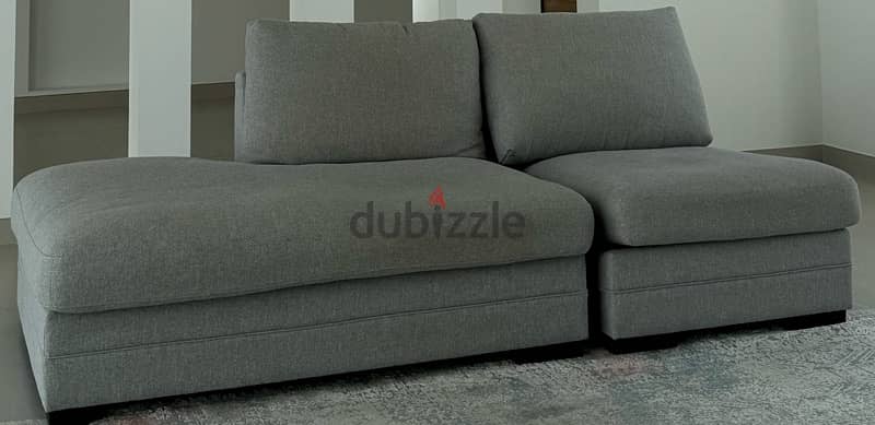 Full set living room couch 300 OMR 1