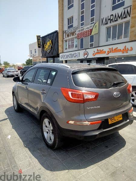 Kia sportage 2012    tel 95594679 5