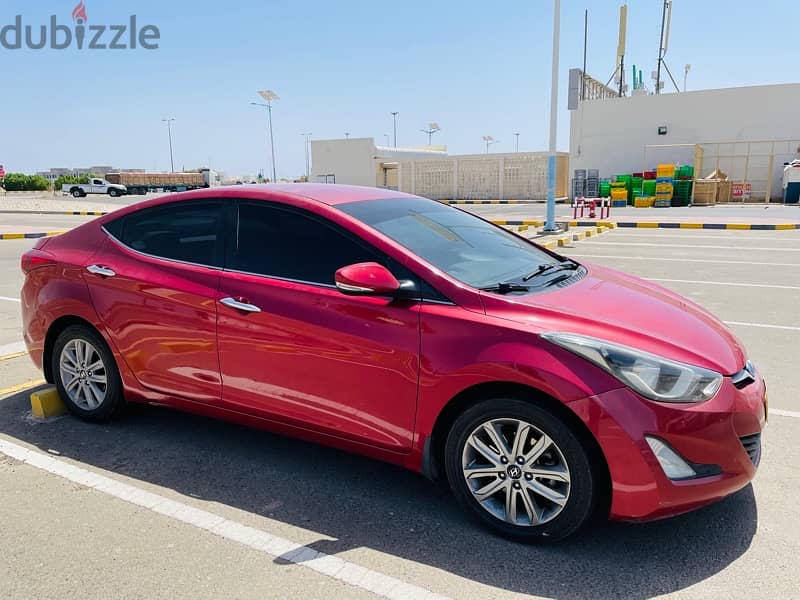 Hyundai Elantra 2015  1 year mulkiyah 2