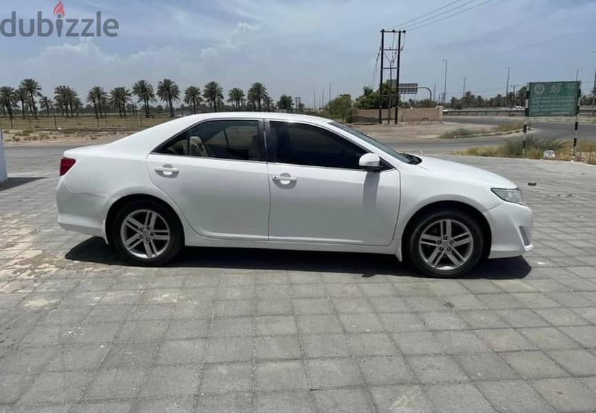 Toyota camry 2014 gcc spec for urgent sale- Expact leaving oman 4