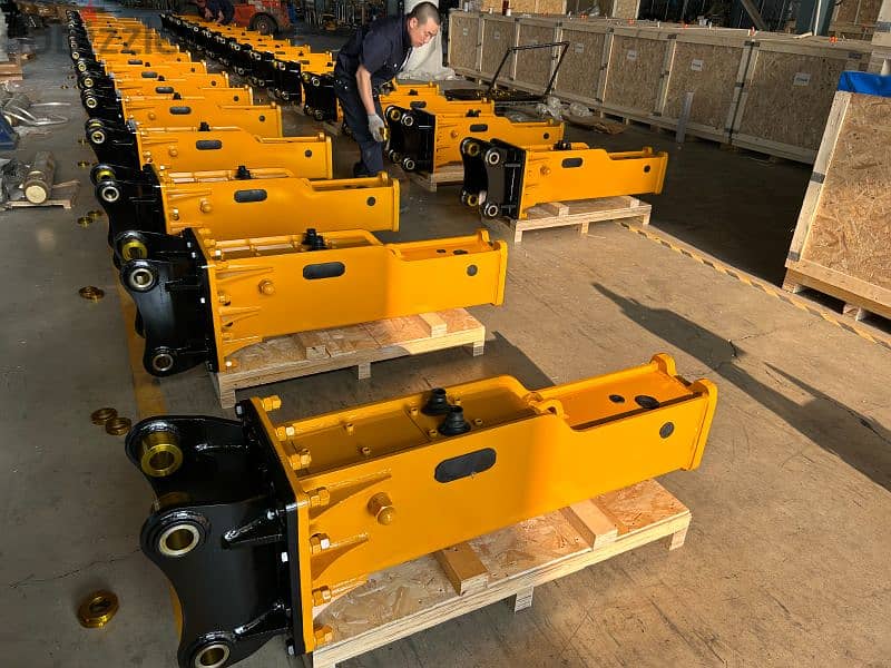 DISD Hydraulic breakers available for sell and wholesale. 3