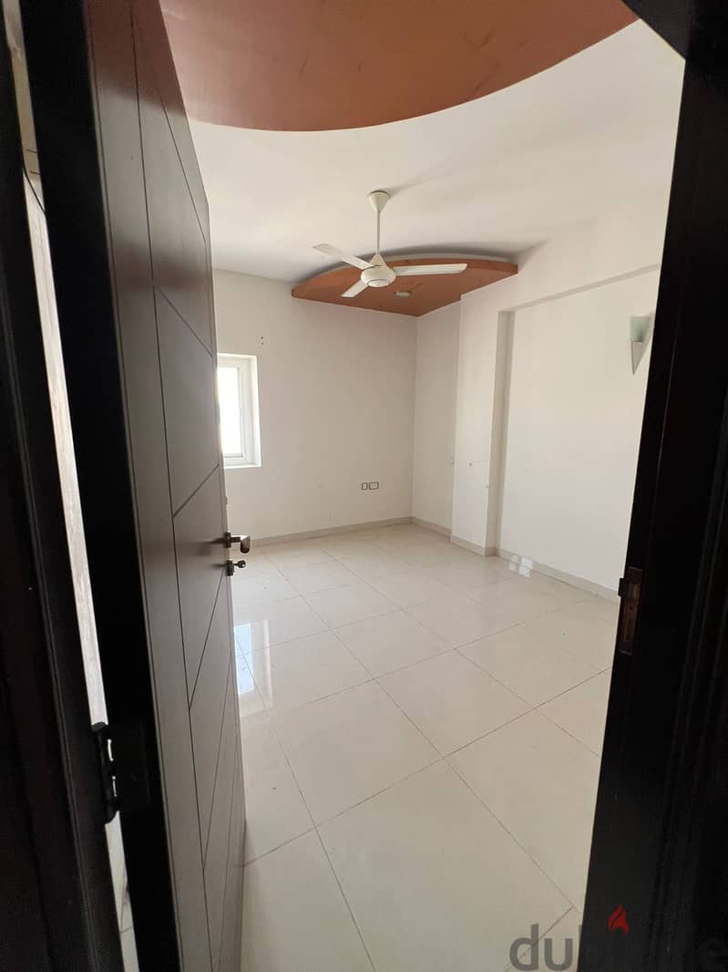 luxery flats for rent lovely location Located in MBD 9