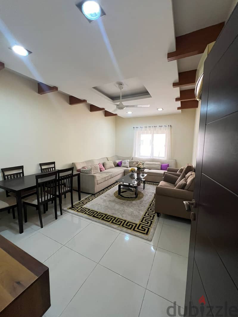 luxery flats for rent lovely location Located in MBD 10