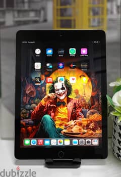 Apple iPad 6th Generation 128 GB Storage