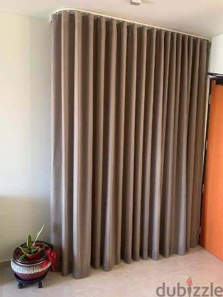 Wavy Curtain Elegant Design for Stylish Homes" 3