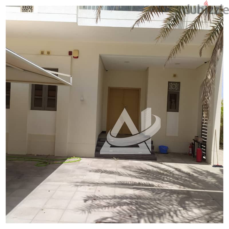 ADV1006**  4bhk + Maid's villa for rent in MSQ 1