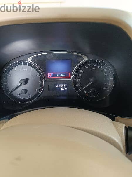 Low mileage GCC Specs Nissan Pathfinder 2013 7