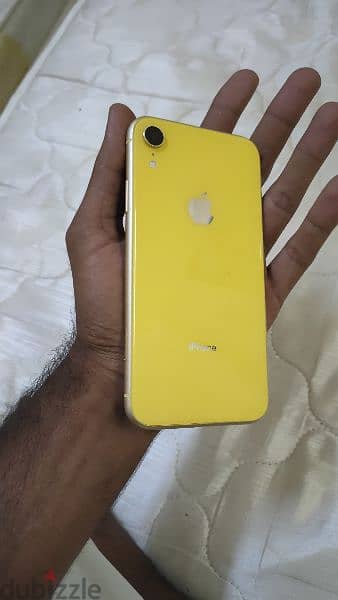 iphone XR 4