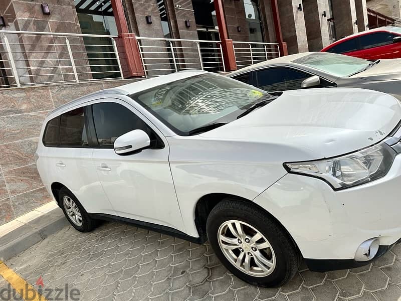 Mitsubishi Outlander 2015 1