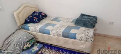 sleeping bed 0