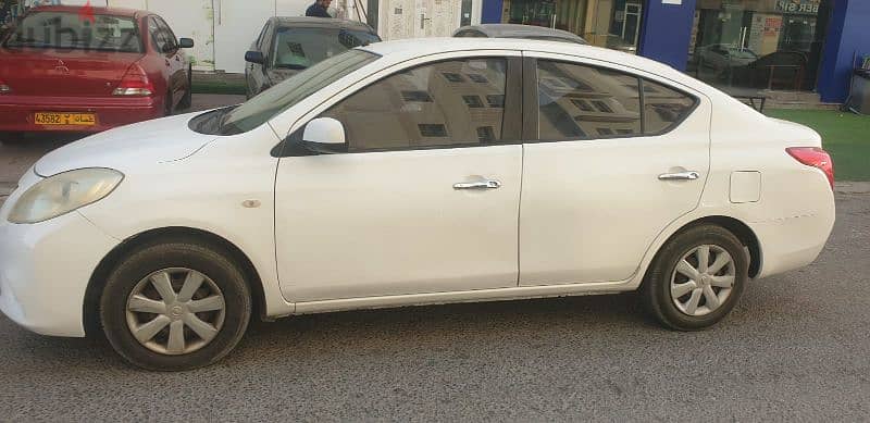 Nissan Sunny 2013 1