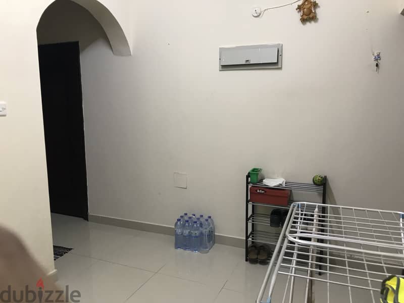 ROOM AVAILABLE FOR MONTHLY RENT OMR 70/- 3