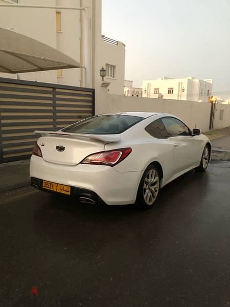 hyundai genisis coupe 8