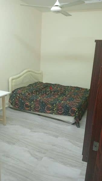 furnished or non furnished flat available in ruwi 7