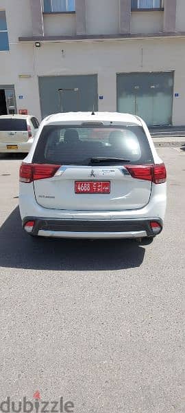 Mitsubishi Outlander Day* 9 Rials 7