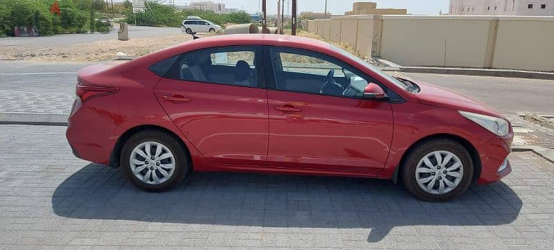 Hyundai Accent Day* 6 Rials 6