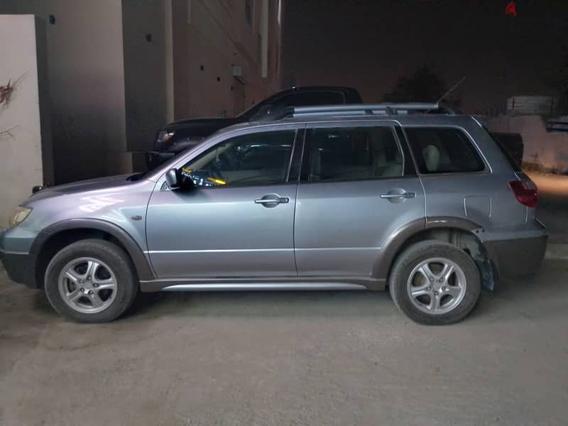 Mitsubishi Outlander 2005 1