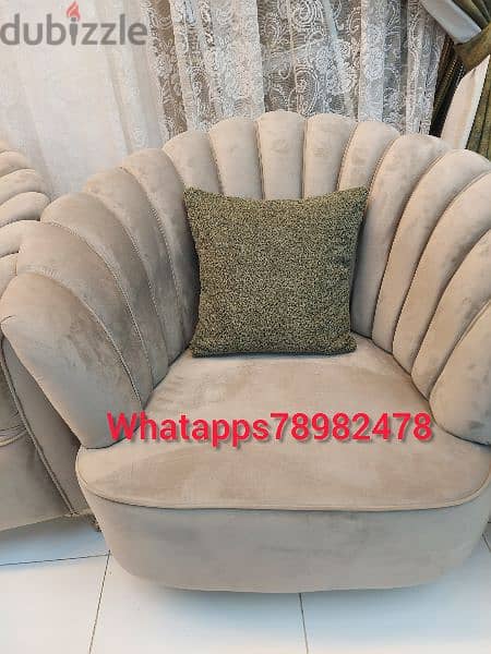 special offer new 8th seater sofa  220 rial 2