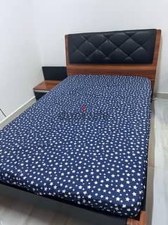 queen size bed