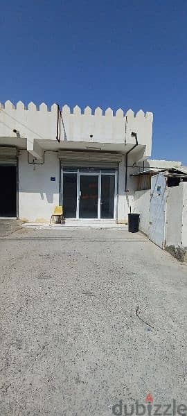 محل للإيجار في العامرات الحاجر Shop for rent in Al Amerat Al Hajer 1