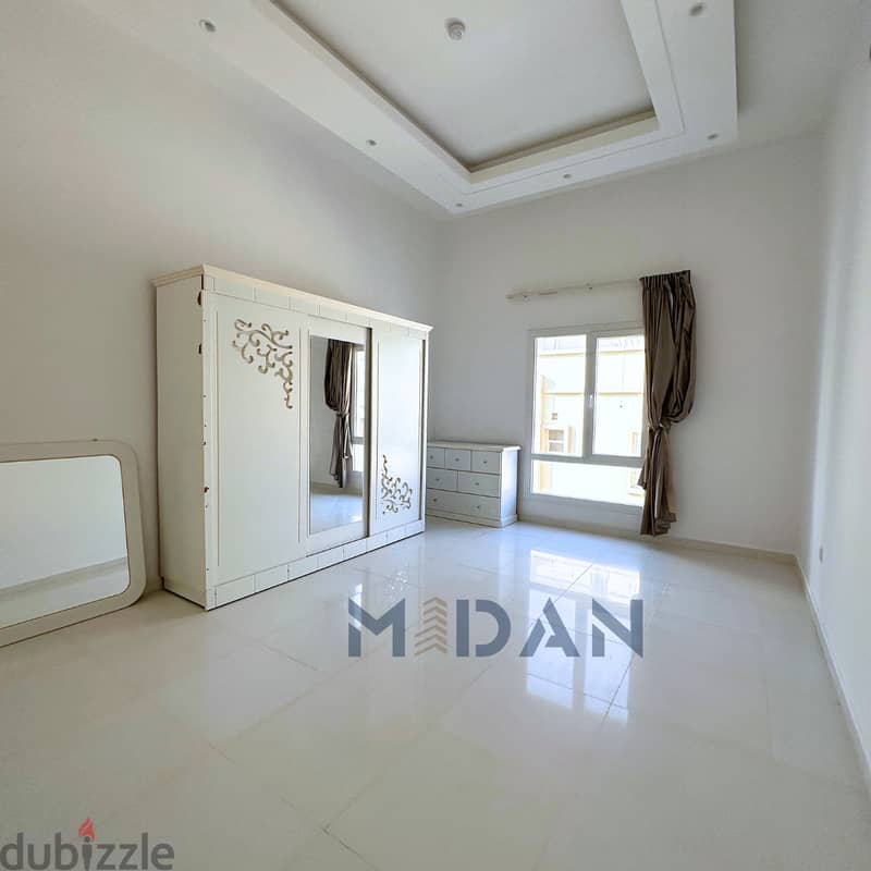 Excellent Finishing 6+1 BR Villa in Al Mawaleh South Phase 11 5