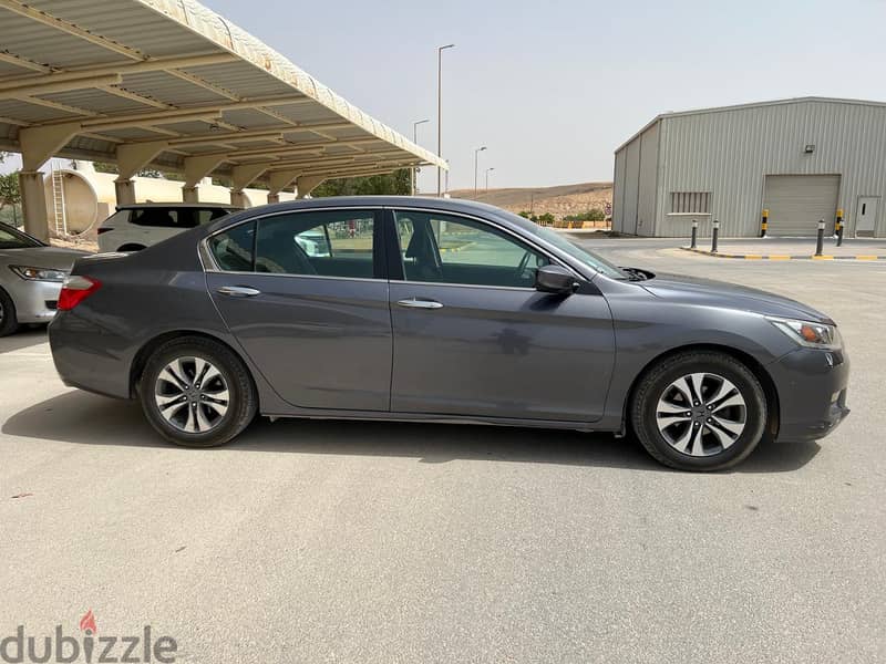 Honda Accord 2015 (Automatic) 2