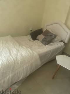 small bed 0