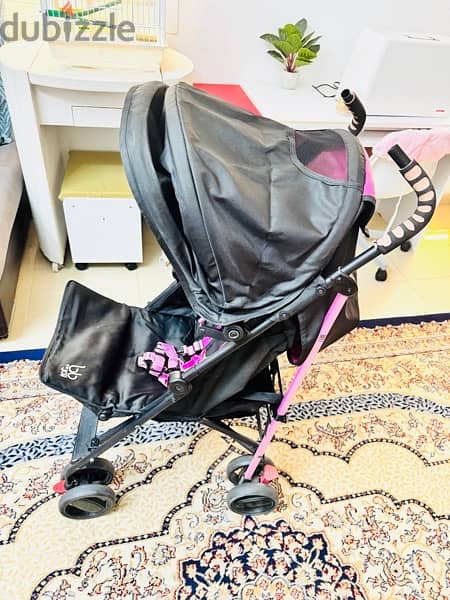 stroller very new 6 months used 2