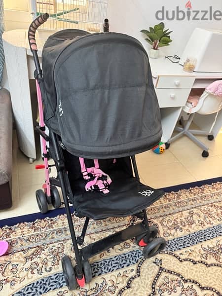 stroller very new 6 months used 3