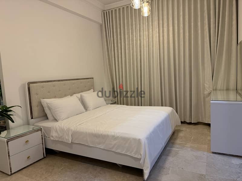 1 BHK fully furnished near the beachincludes internet, utility bills, 4