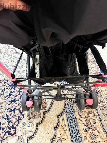 stroller very new 6 months used 6