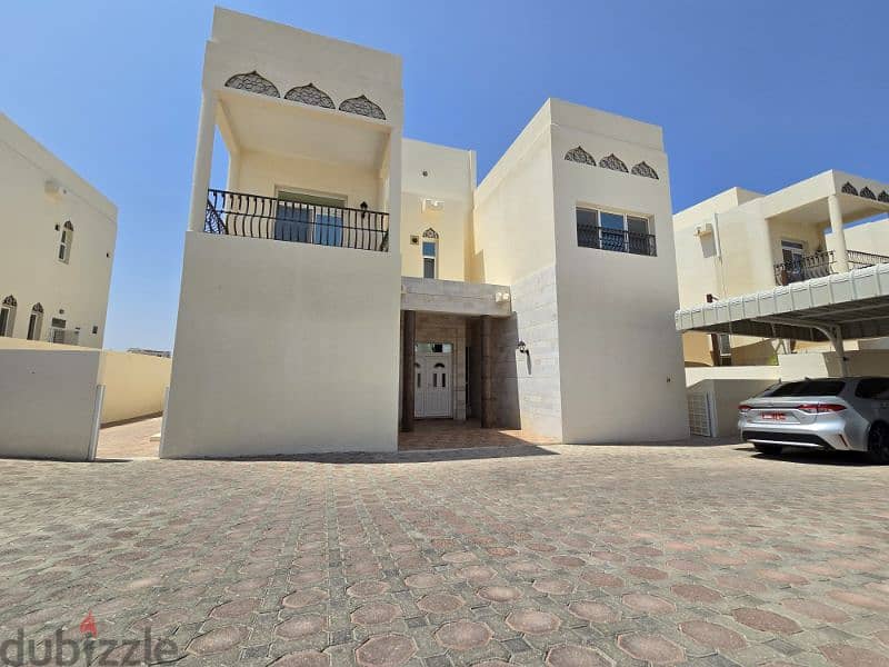 Spacious 5 br + 1 maid room madinat ilam 0