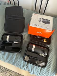 Godox AD 300 Flash - Like new 0