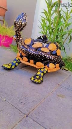 beautiful Turtle pots and with cobra