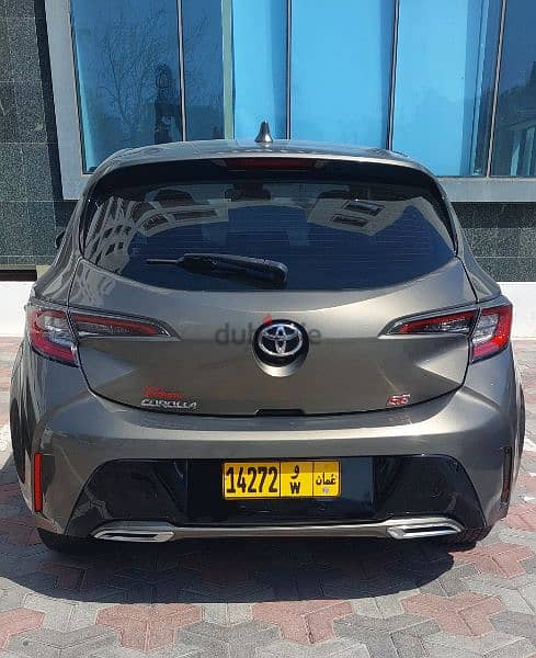 Toyota Corolla SE Hatchback 2019 1