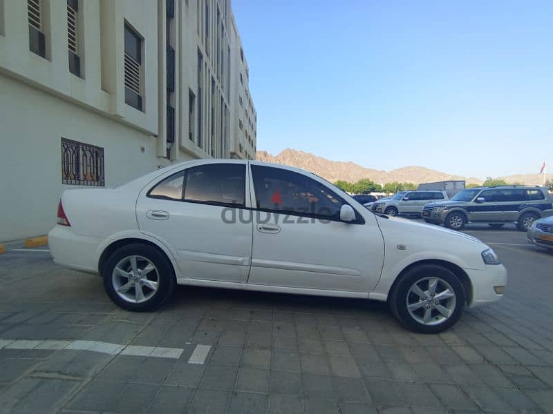 Nissan Sunny 2008 3