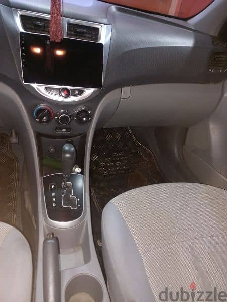 Hyundai Accent 2012 3