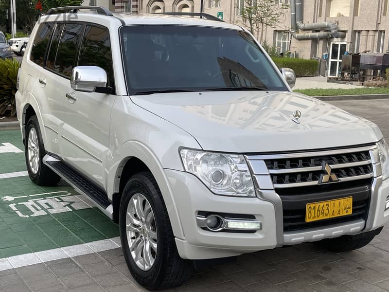 Mitsubishi Pajero 2019 1