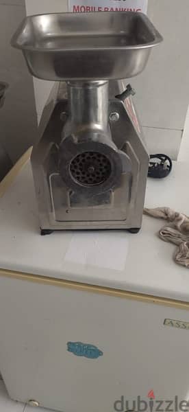 qeema machine  little used urgent sale 0